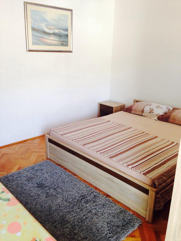Apartments Svorcan Budva Rum bild