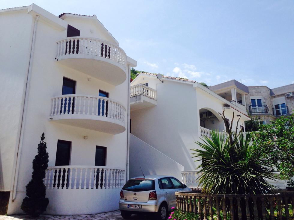 Apartments Svorcan Budva Rum bild